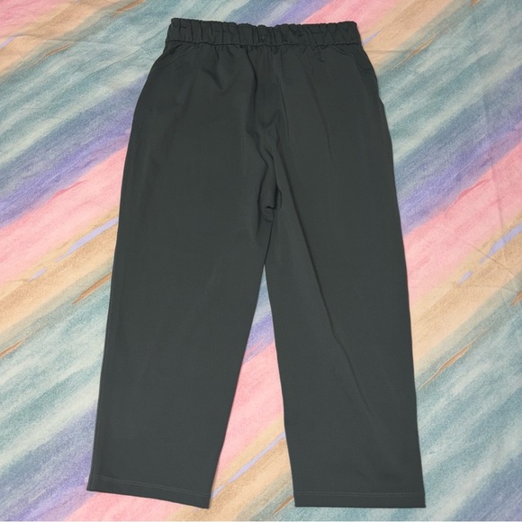 Lululemon Stretch High-Rise Crop 23" Smoked Spruce women’s size 10 - Picture 6 of 8